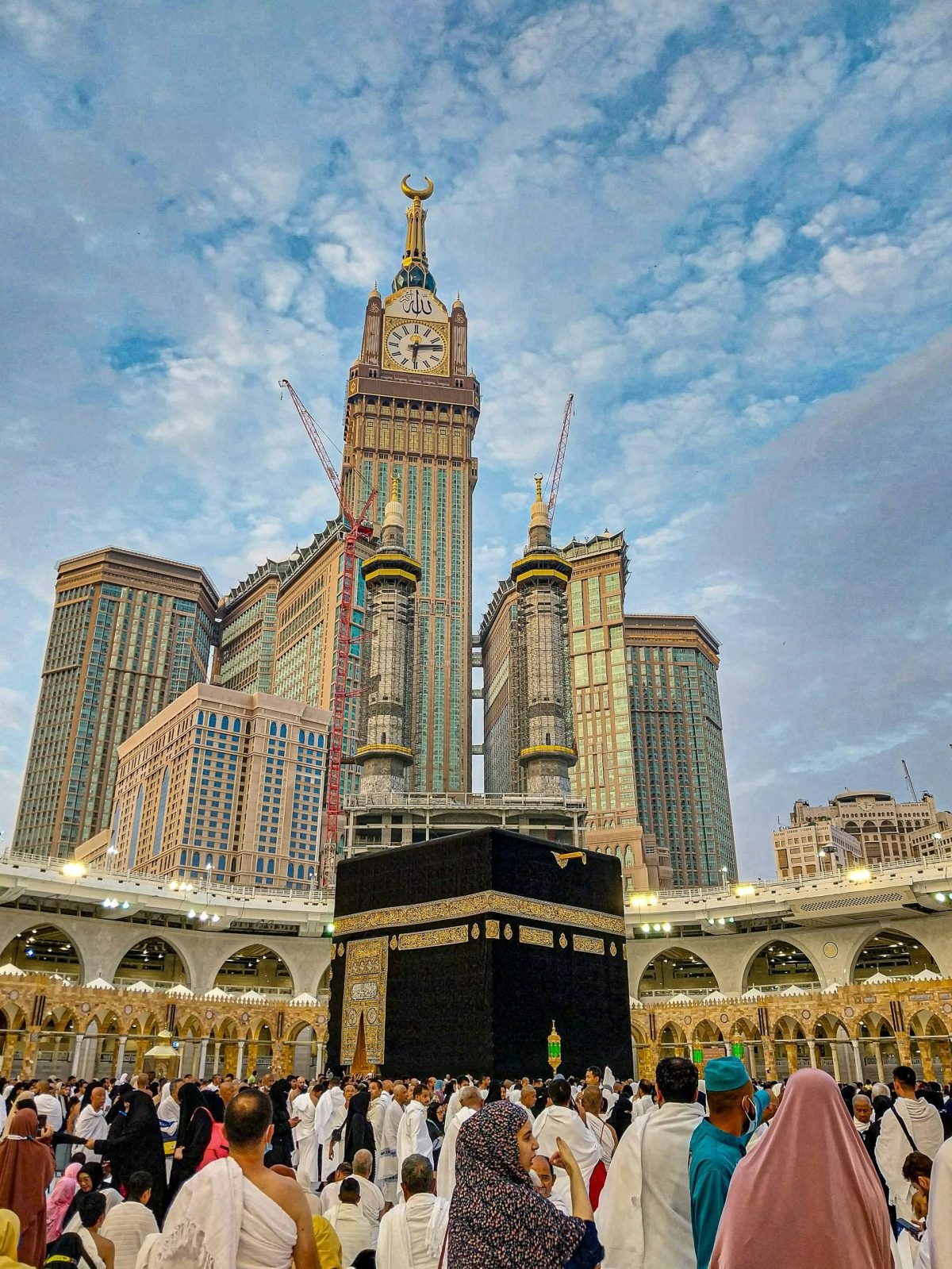 الكعبة المشرفة والمسجد الحرام